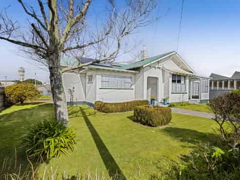 17 Grey Street, Hawera