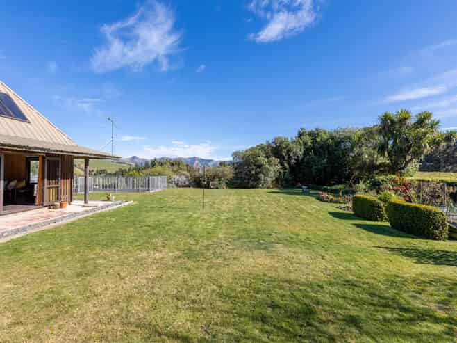 82 Purple Peak Road, Akaroa