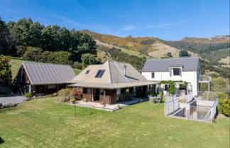 82 Purple Peak Road, Akaroa