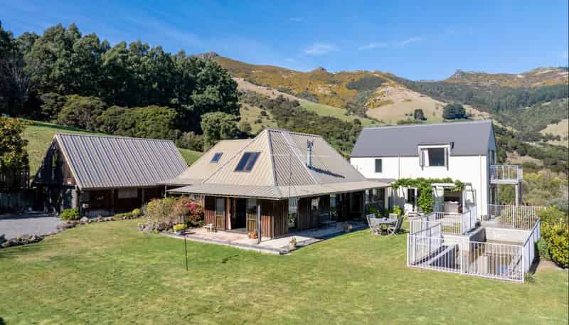 82 Purple Peak Road, Akaroa