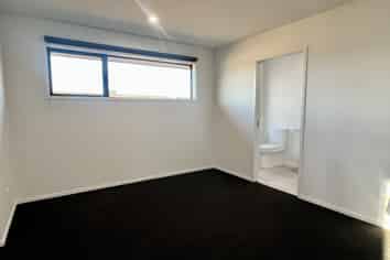 4 Angie Lane, Rolleston