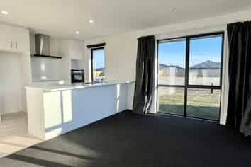 4 Angie Lane, Rolleston