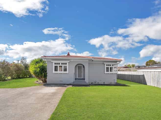 64 Huia Road, Papatoetoe