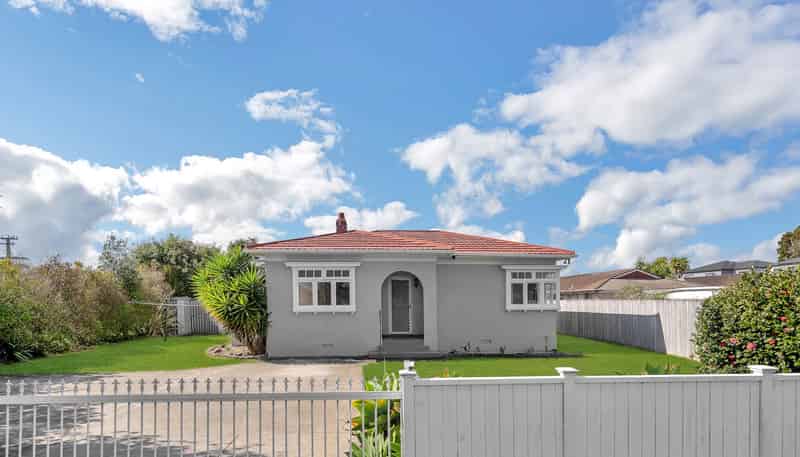 64 Huia Road, Papatoetoe