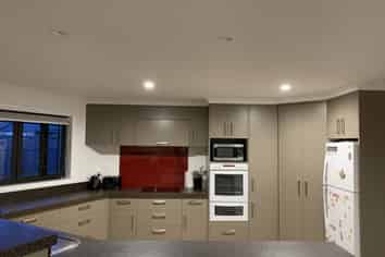 8 Northfeild Rise, FEILDING