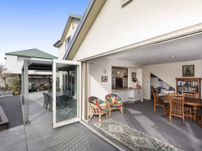 15 Becmead Drive, Harewood
