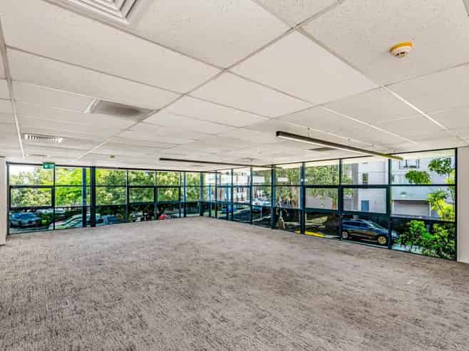 Bright Mount Eden Office