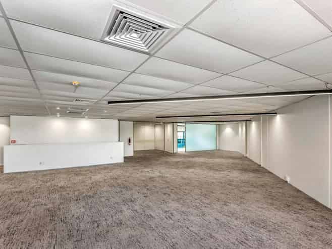 Bright Mount Eden Office