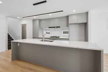 1/5 Tawa Terrace , Tawa