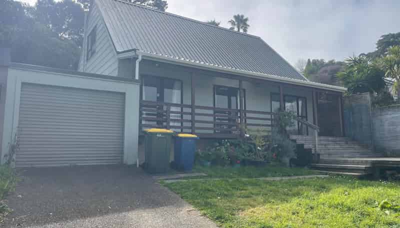2/9 Branston Avenue, Browns Bay