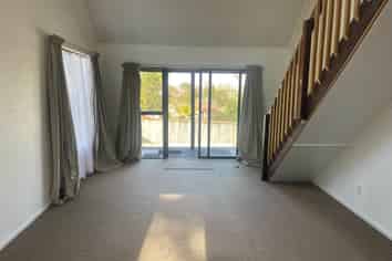 2/9 Branston Avenue, Browns Bay