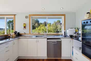 2484 Moutere Highway, Upper Moutere