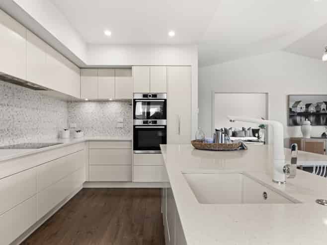 54 Whakatomo Place, Havelock North