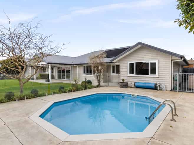 54 Whakatomo Place, Havelock North