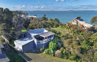 6569 Pouto Road, Pouto