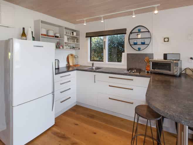 6569 Pouto Road, Pouto
