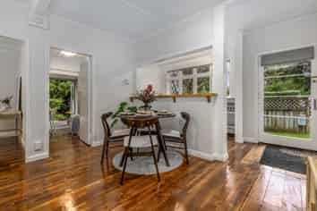 12 Hira Street, Waikanae