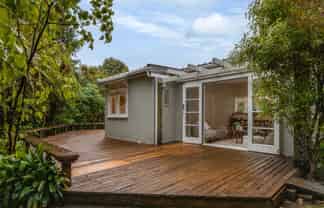 12 Hira Street, Waikanae