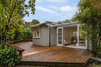 12 Hira Street, Waikanae