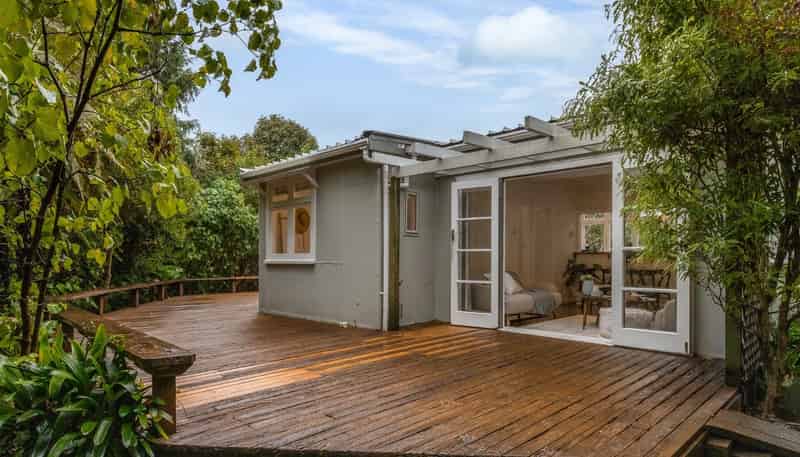 12 Hira Street, Waikanae