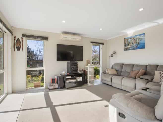 4 Preston Drive, Katikati