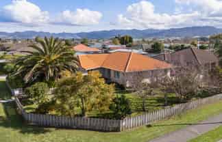 4 Preston Drive, Katikati