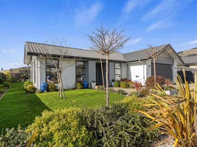 3 Piwakawaka Drive, Stoke