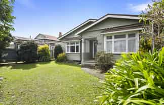 11 Lyndhurst Street, Takaro