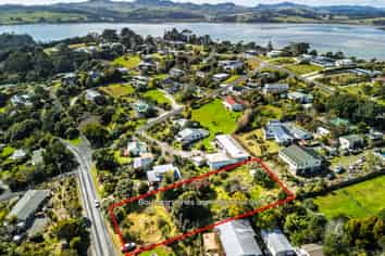 24 Beach Road, Mangonui