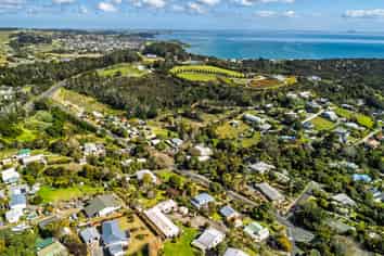 24 Beach Road, Mangonui