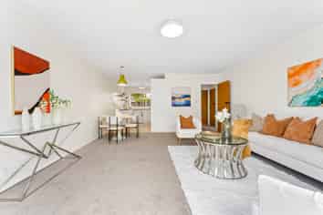 21B Moenui Avenue, Orewa