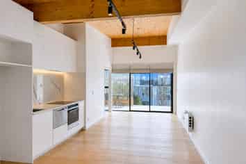 10/169 Hobsonville Point Road, Hobsonville