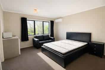 3D RM D Rostrevor Street, Hamilton Central