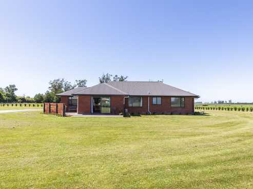 2217 Old West Coast Road, Kirwee