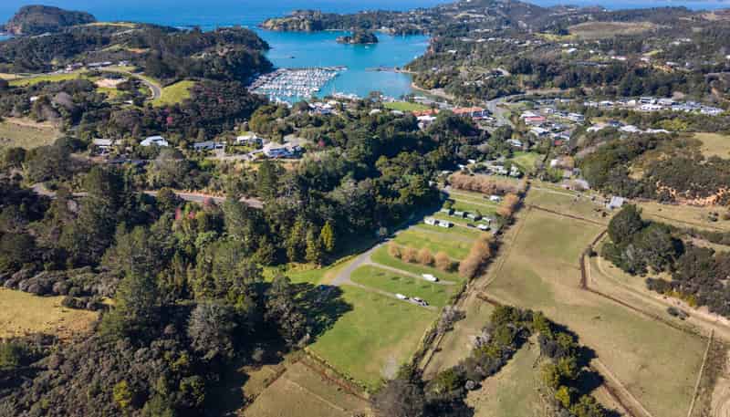 285 and 32 Matapouri Road, Tutukaka