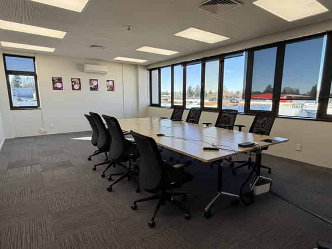 Outstanding office for lease