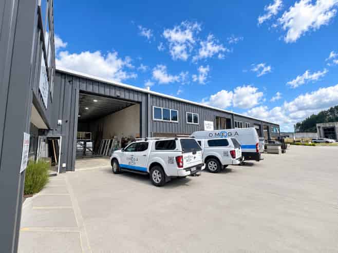 Modern tilt slab warehouse. Flexible lease options