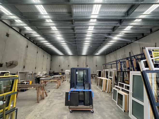 Modern tilt slab warehouse. Flexible lease options