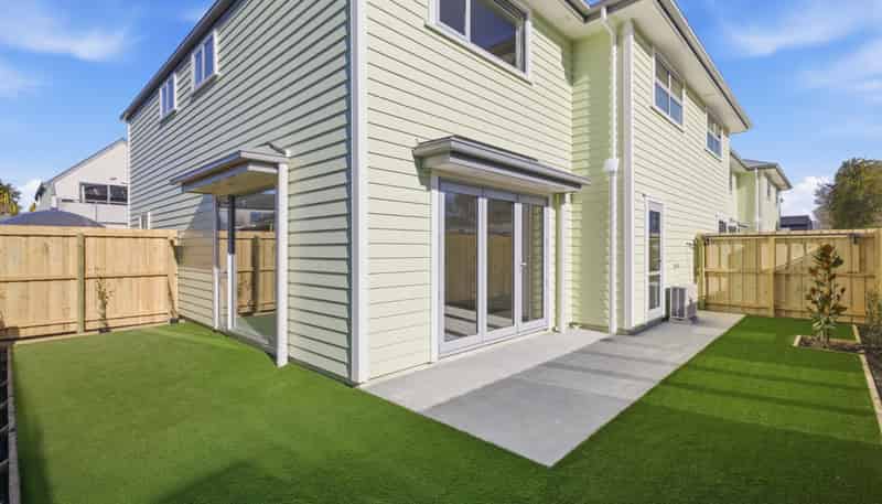 5/3A Humboldt Street , Sydenham