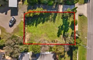 24 Esther Street, Martinborough