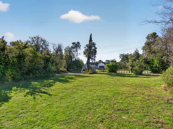 24 Esther Street, Martinborough