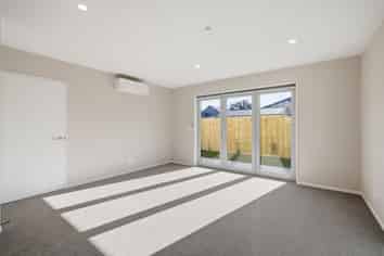 2/3A Humboldt Street, Sydenham