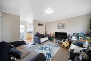 4/11 Oakland Avenue, Papatoetoe