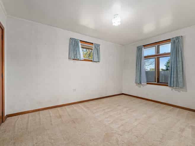 1 Aroha Way, Yelverton