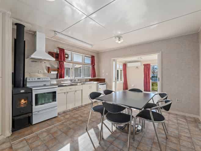 1 Aroha Way, Yelverton