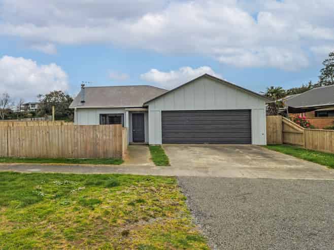 13 Reeve Street, Foxton