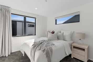 2/18 Whiteleigh Avenue, Addington