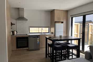 4/16  Devon Street, Sydenham