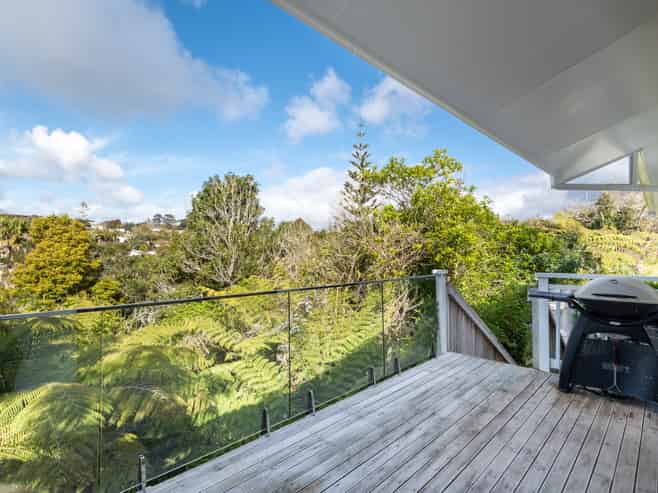 42B Glamorgan Drive, Torbay
