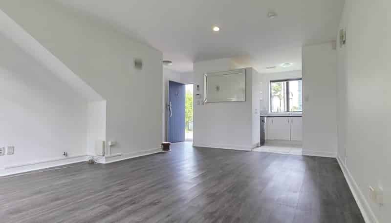 34 Saintly Lane, Avondale